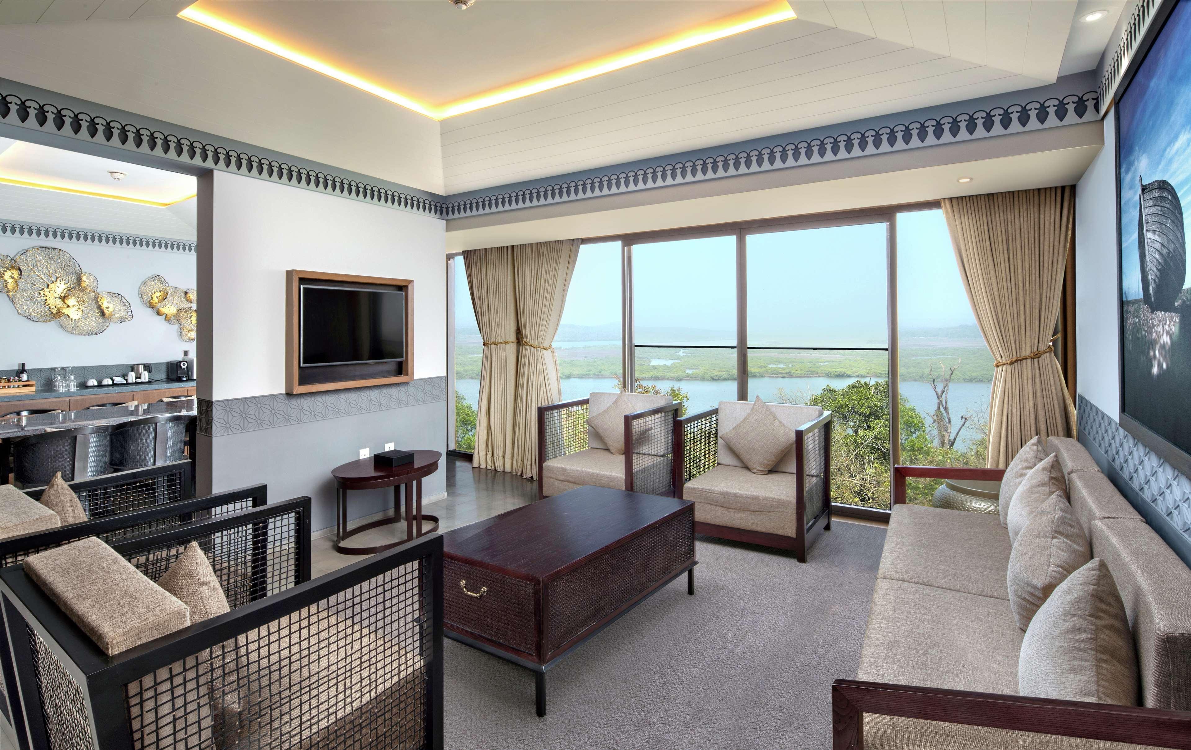 Hotel Doubletree By Hilton Goa - Panaji Extérieur photo